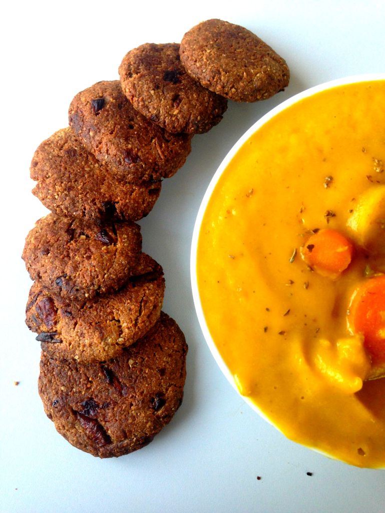 Parsnip & Carrot Soup with 5-Ingredient (gluten free) Parsnip-mash Cookies